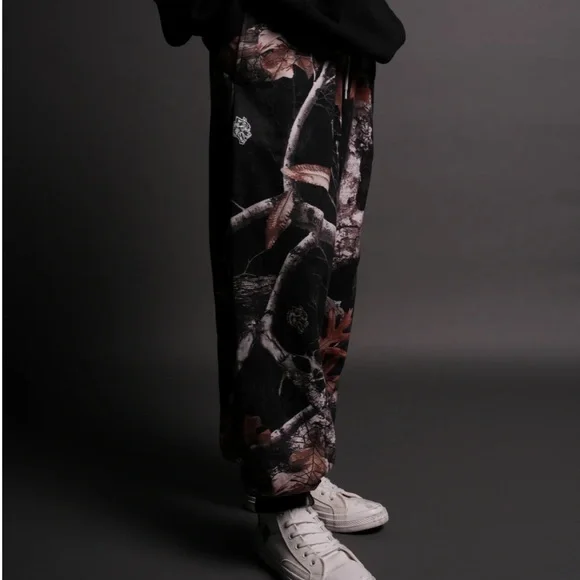 DARC SPORT WOLVES LOUNGER SWEAT PANTS IN DARC WOODLAND CAMO - Picture 9 of 11